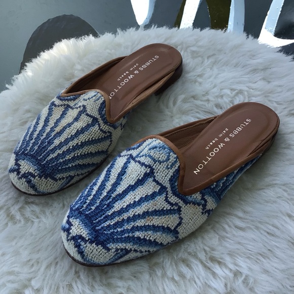 Stubbs & Wootton Palm Beach Embroidered Mules with Shell Motif - Picture 2 of 11